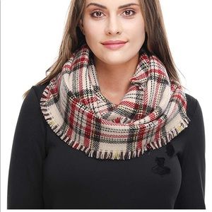 Lucky leaf beige & red Infinity scarf / NIP